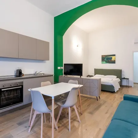 מלון דירות Hotiday Bernini טורינו