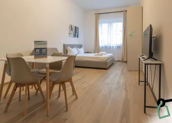 Hotiday Bernini Apart Otel