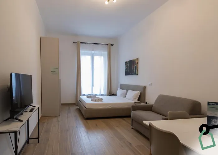 Hotiday Bernini Aparthotel